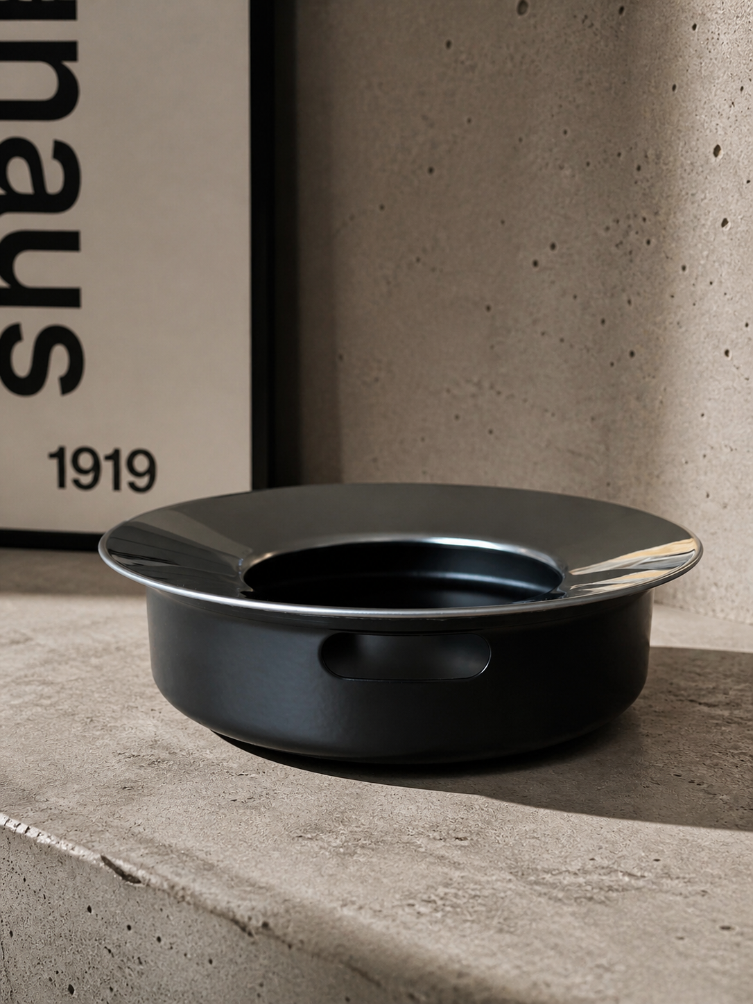 1960s Kartell Collectible Catchall Bowl – Design by Gino Colombini – Chrome & Black