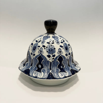 1950s–1960s Delft Blue & White Lidded Vase – Regina Gouda Floral & Bird Motif