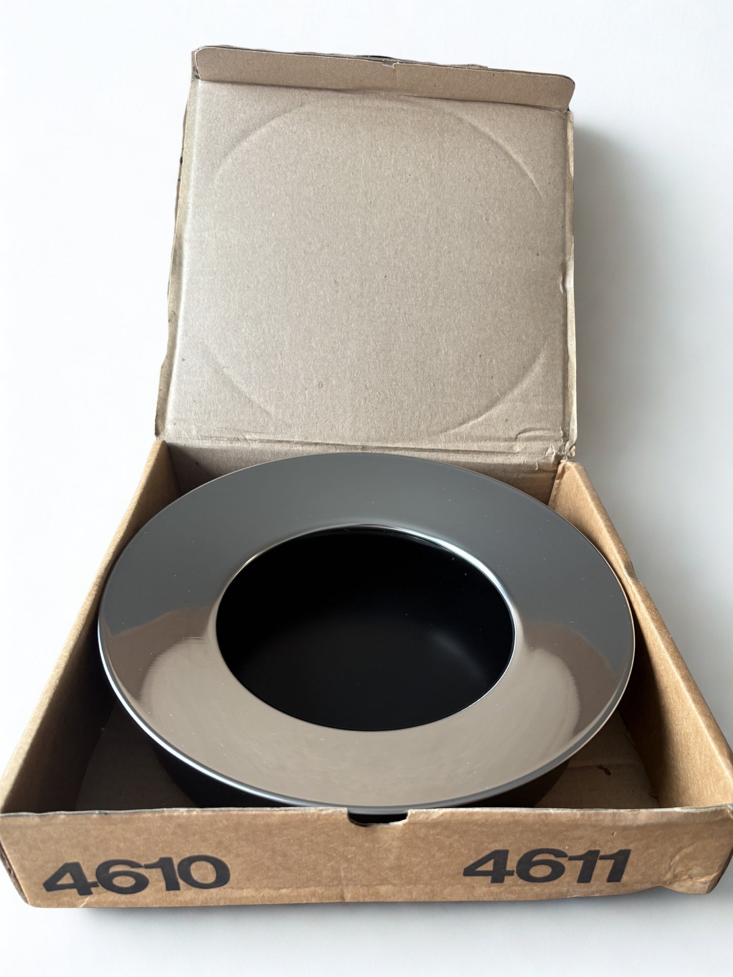 1960s Kartell Collectible Catchall Bowl – Design by Gino Colombini – Chrome & Black